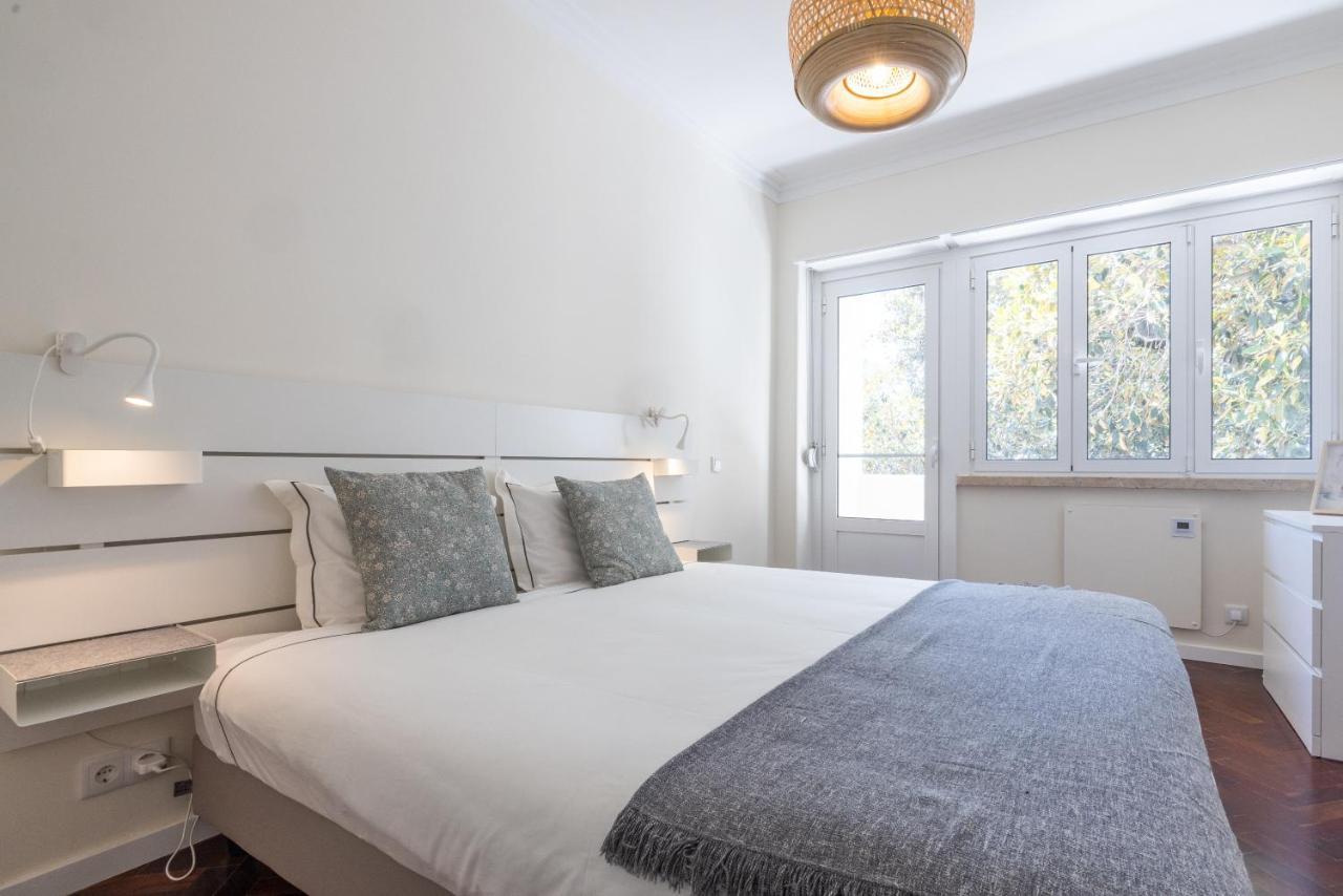 Casa do Largo - cozy apartment in the city center Lisbona Esterno foto